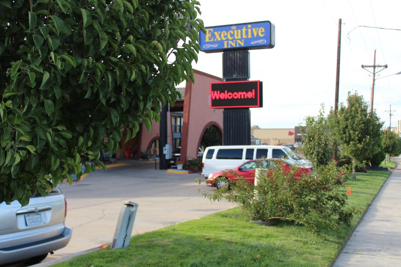 The Executive Inn & Suites アマリロ エクステリア 写真
