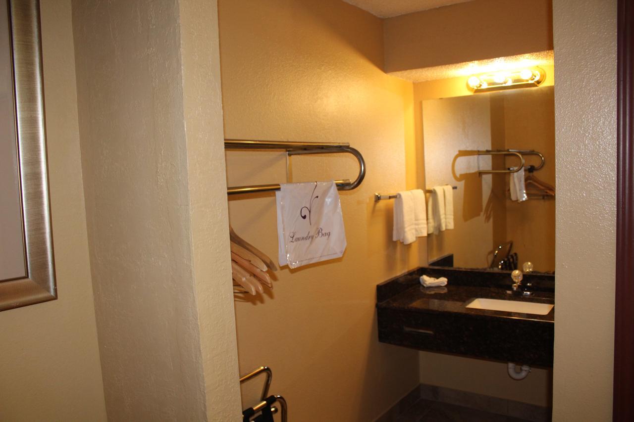 The Executive Inn & Suites アマリロ エクステリア 写真