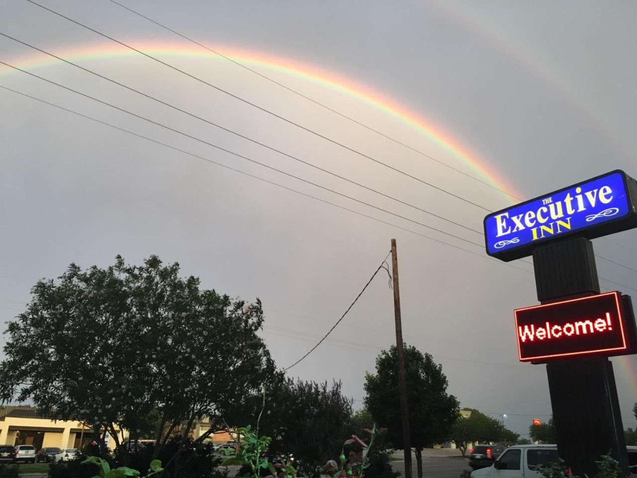 The Executive Inn & Suites アマリロ エクステリア 写真
