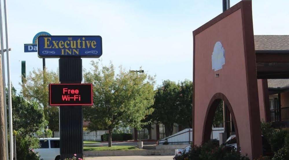 The Executive Inn & Suites アマリロ エクステリア 写真